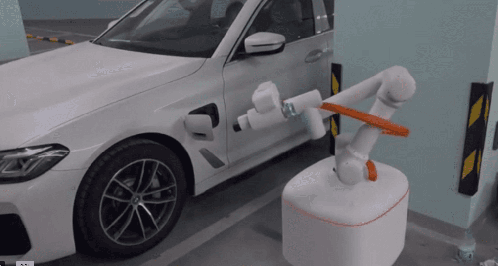 Car Charging với Robot Fairino FR5